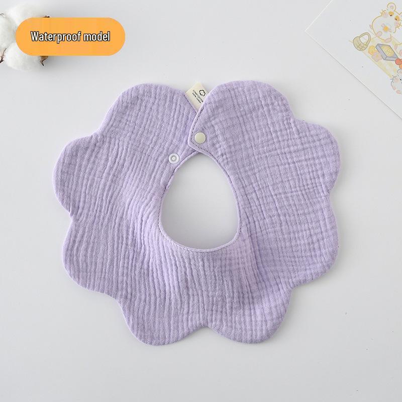 Dwustronny, wodoodporny śliniaczek dla niemowląt w stylu koreańskim z płatkami, wykonany w 100% z gazy bawełnianej