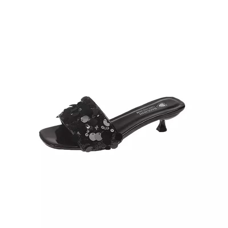 Xiaoxiangfeng fashion silver sequined open-toed slippers for women's summer wear 2025 new sexy thick heel sandals