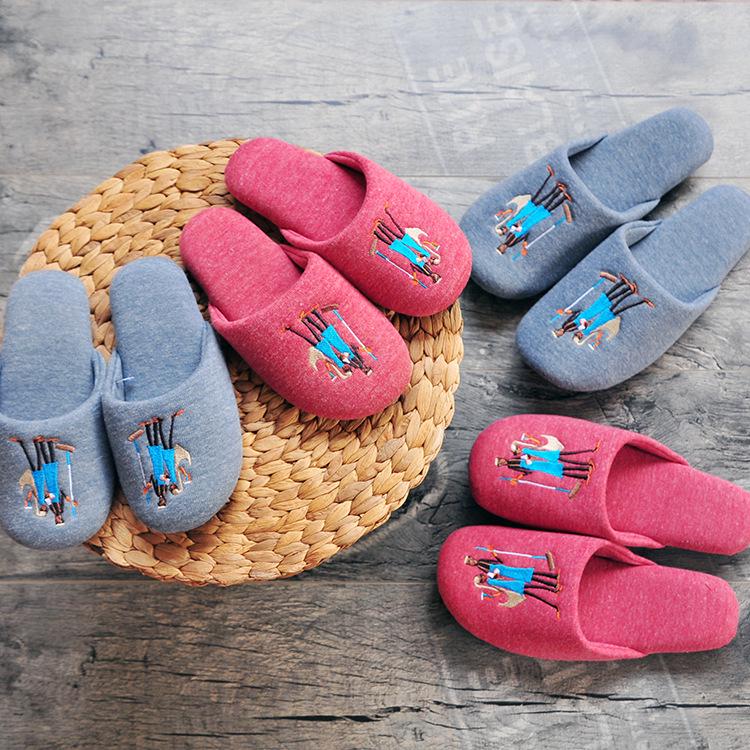 

Осенние детские мультяшные хлопковые тапочки для родителей и детей - Теплые, износостойкие, с закрытым носком для дома Child One Size, Shoe Length 22cm