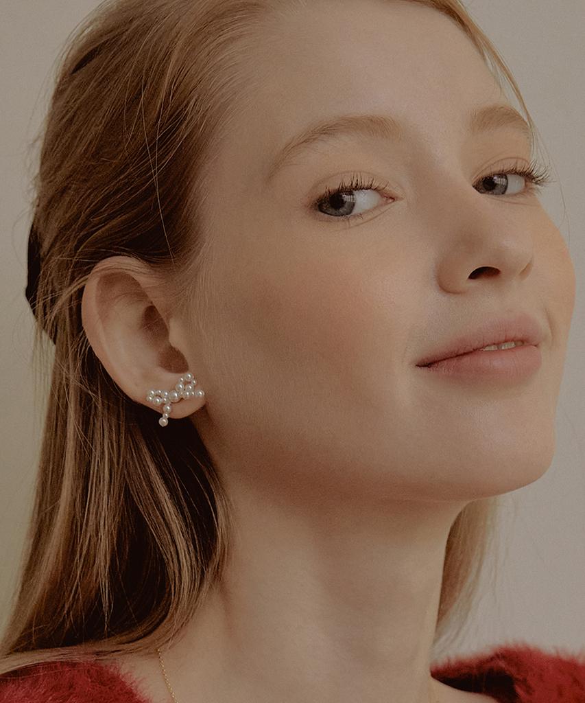 Tatiana (Silver925) Lovely Pearl Ribbon Earring Ec1952
