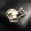 New Delicate Diamond Hollow Diamond Cat Brooch Sweet Versatile Animal Shell Tulip Pin Anti-light