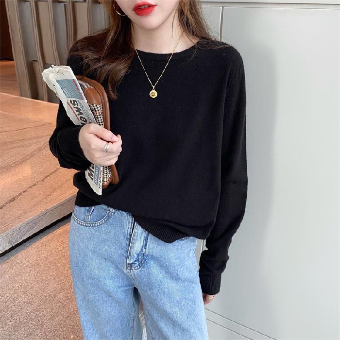 Women's Stylish Cashmere Sweater: Round Neck, Thin, Ideal for Spring & Autumn, 2025 Collection, Versatile Inner or Outer Wear.