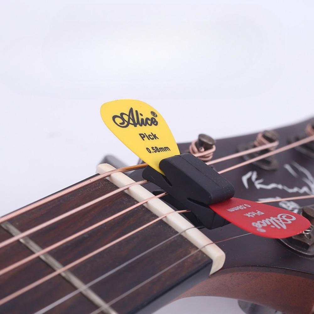 2Pcs Guitar Plectrum Holder Headstock Guitar Plectrum Clip Plectrum Holder Clip Type