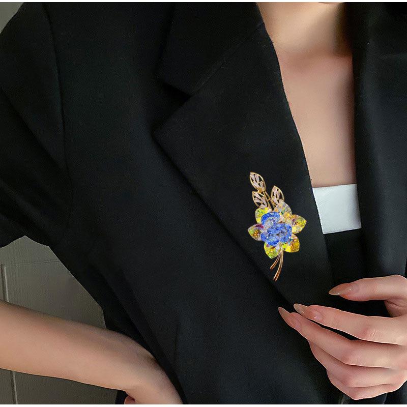 Senior Brooches Flower Leaf Brooch Pins for Women Suit Pendant  Fashion Brooches Jewelry