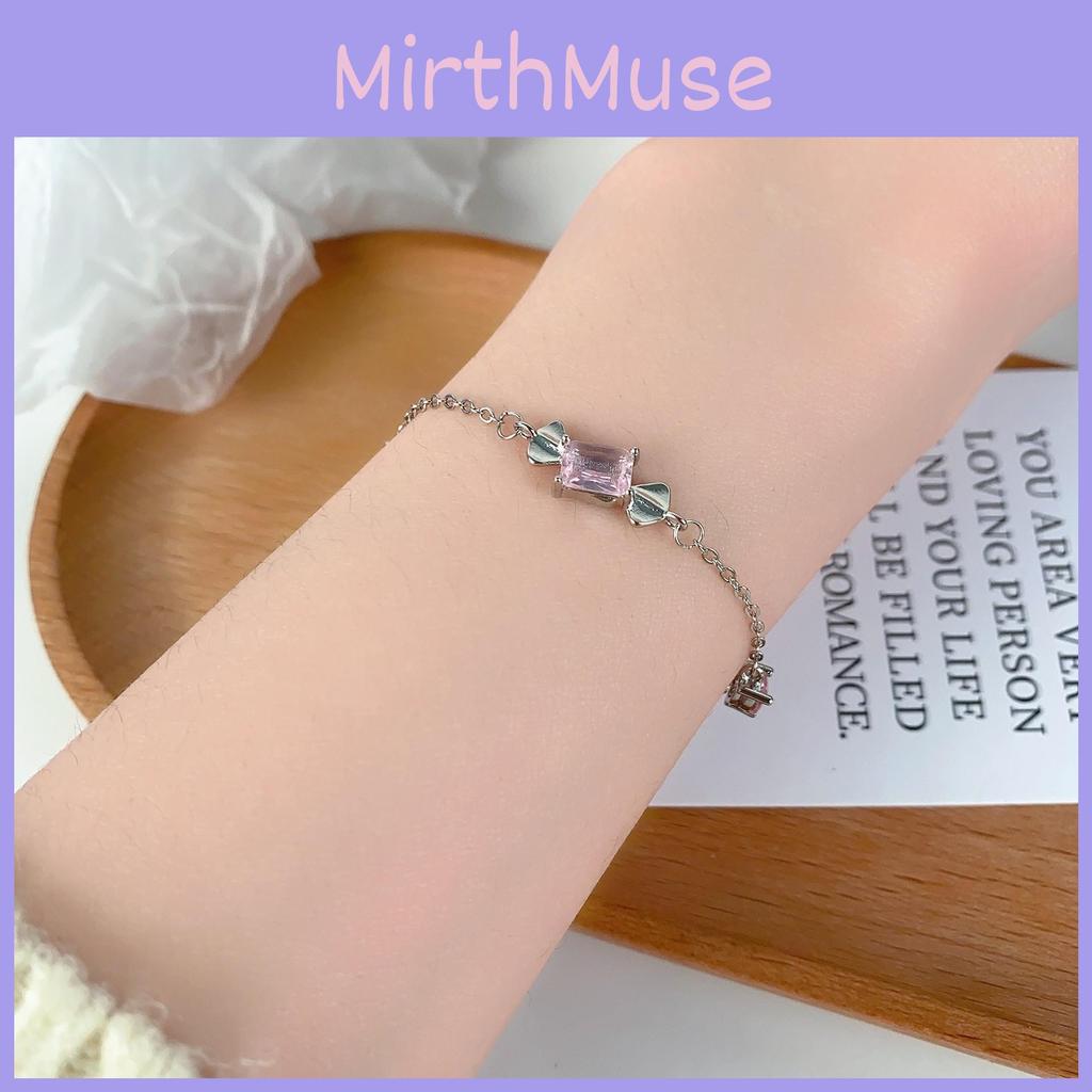 Heart Pink Charming Bracelet For Teens Everyday With Geometric Alloy Design