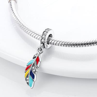 Original Charmscopper Dreamy Seven-Color Feather Pendants Fit Charms Platabracelets For Women Women Jewelry Making Diy