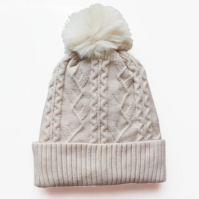 New Style Jacquard Beanie with Pom-pom, Fleece-lined and Thickened for Autumn and Winter Warmth, Suitable for Outdoor Sports and Skiing