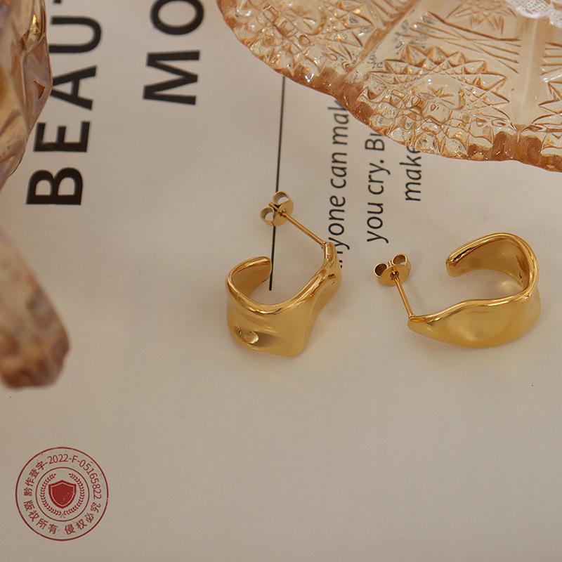 2022 French Niche Irregular Geometric Metal Earrings - Non-fading Women's Design