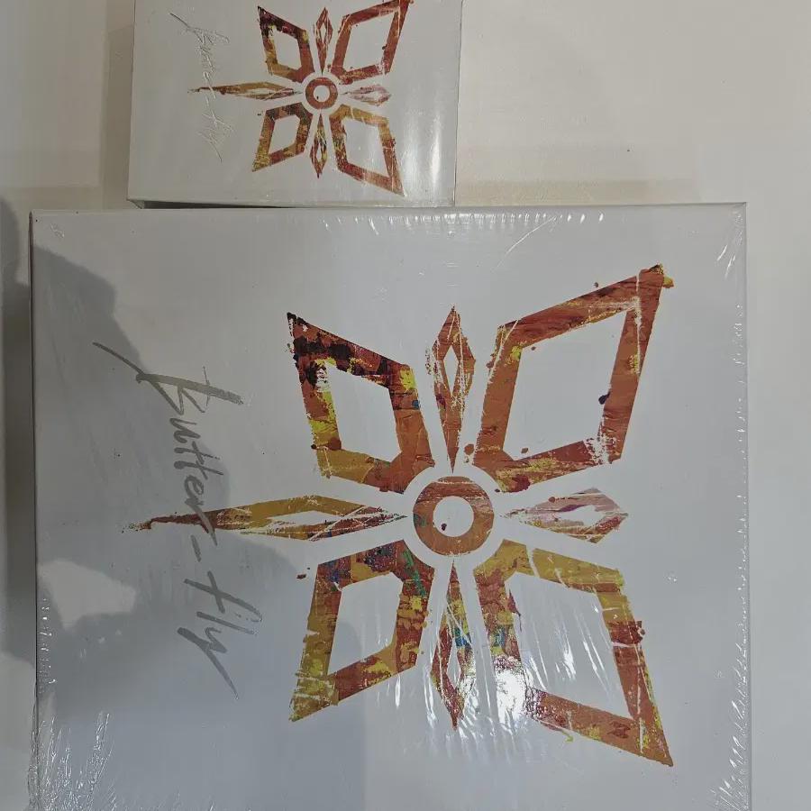 

Digimon Butter-fly Tumblebuck Album