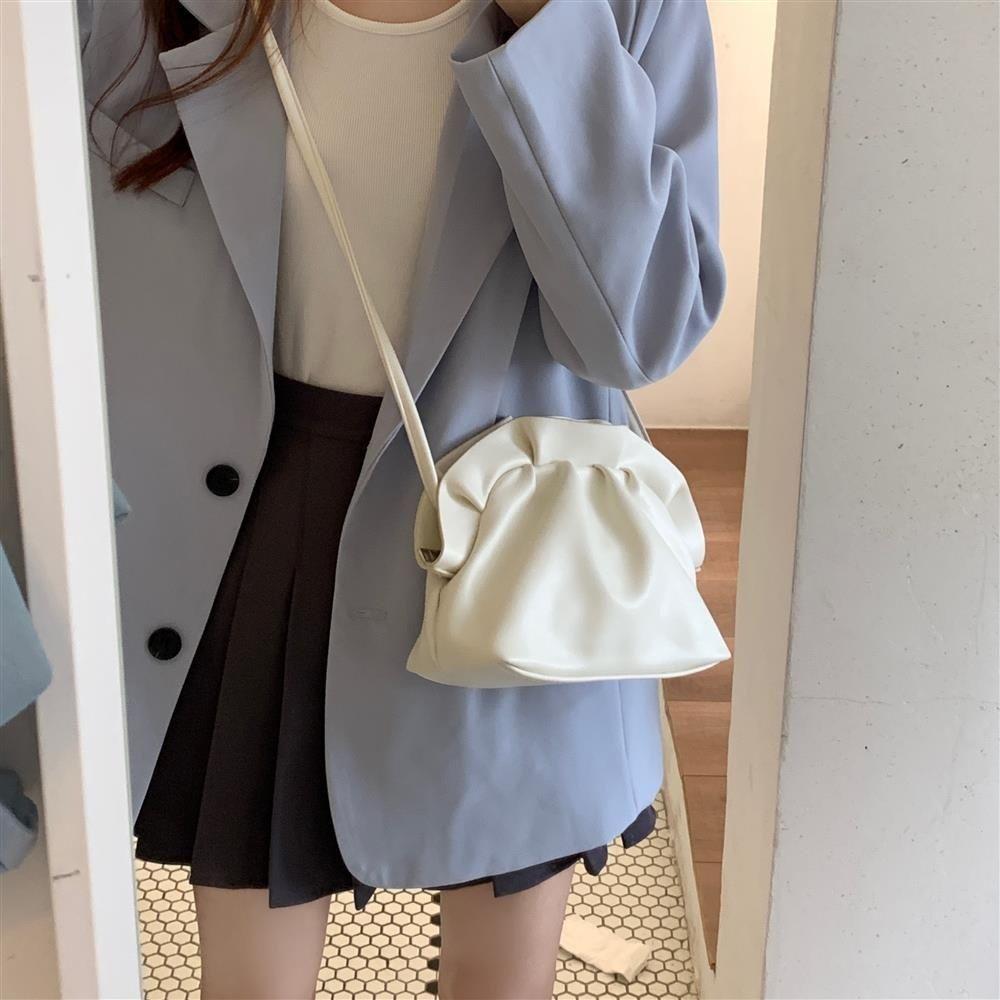Torebki w kształcie chmurek z falbankami Torebki w stylu koreańskim, świeże i piękne, z niszowym wzorem Torebki na jedno ramię typu crossbody, plisowane, w kształcie pierożków