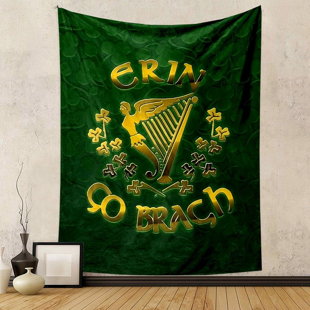 Erin Go Bragh Irish Art Tapestry Wall Hanging, Celtic Clover Poster, Irish Wall Decor for Bedroom Living Room Dorm