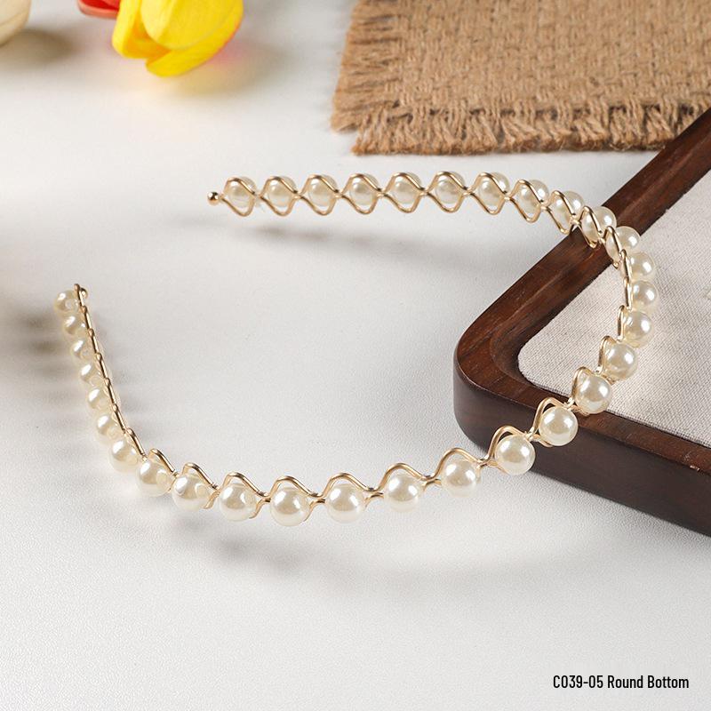 Women's French Retro High-End Pearl Headband: Versatile Hair Accessory for Styling and Face Washing