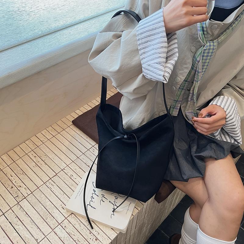 Solid Color Casual Bow Korean Version Fashion Matte Large Capacity Retro Tote Underarm Bag Women
