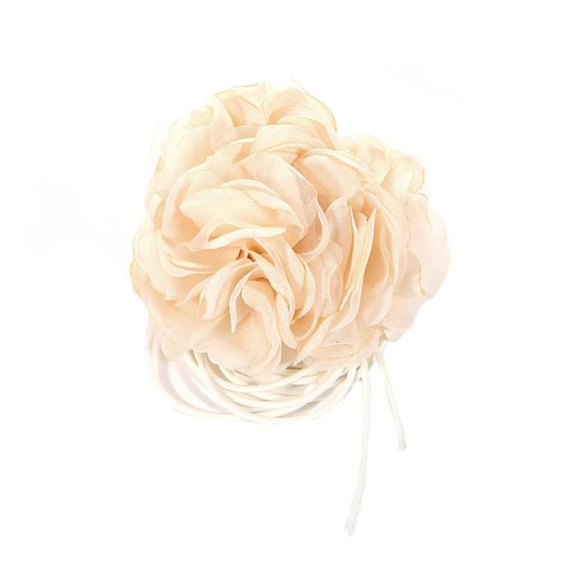 Fabric Flower Choker Necklace Handcrafted Blossom Tie Adjustable Simple Design Elegant Floral Collar Suitable for Party