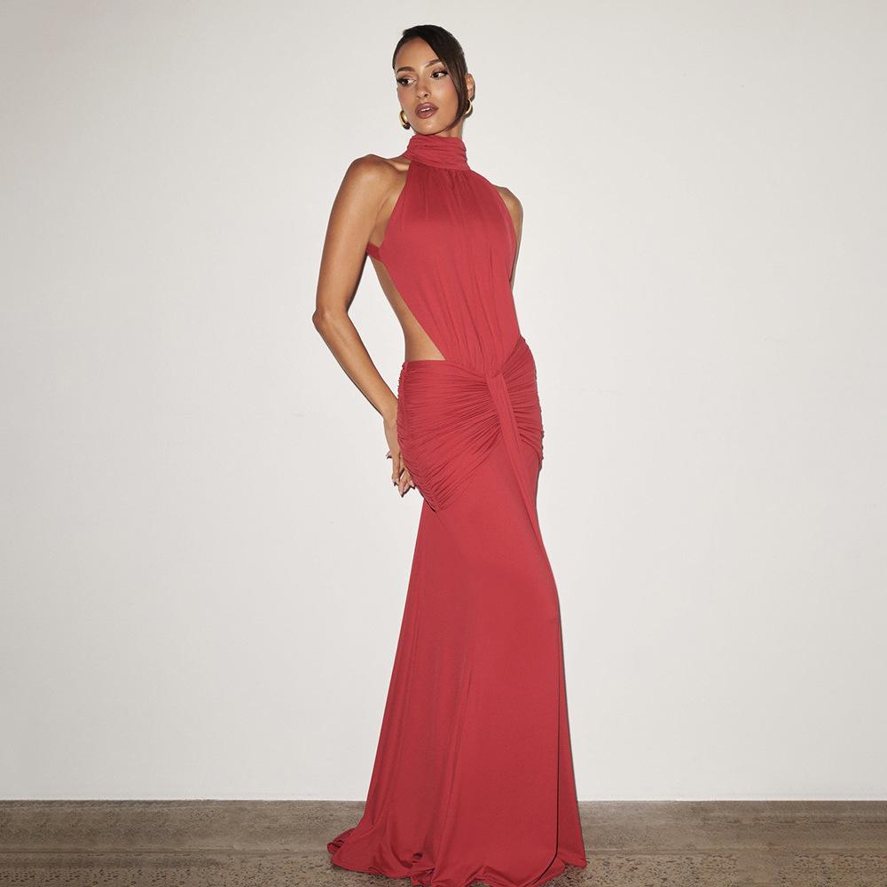 Elegant Halterneck Pleated Slim Fit Long Dress - Sexy Backless High Neck Banquet Gown (2026 Collection)