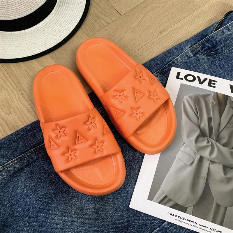 2024 New Summer Girls' Slippers Home Trend Fashionable, Simple, Comfortable, Wear Resistant, Anti Slip Slippers