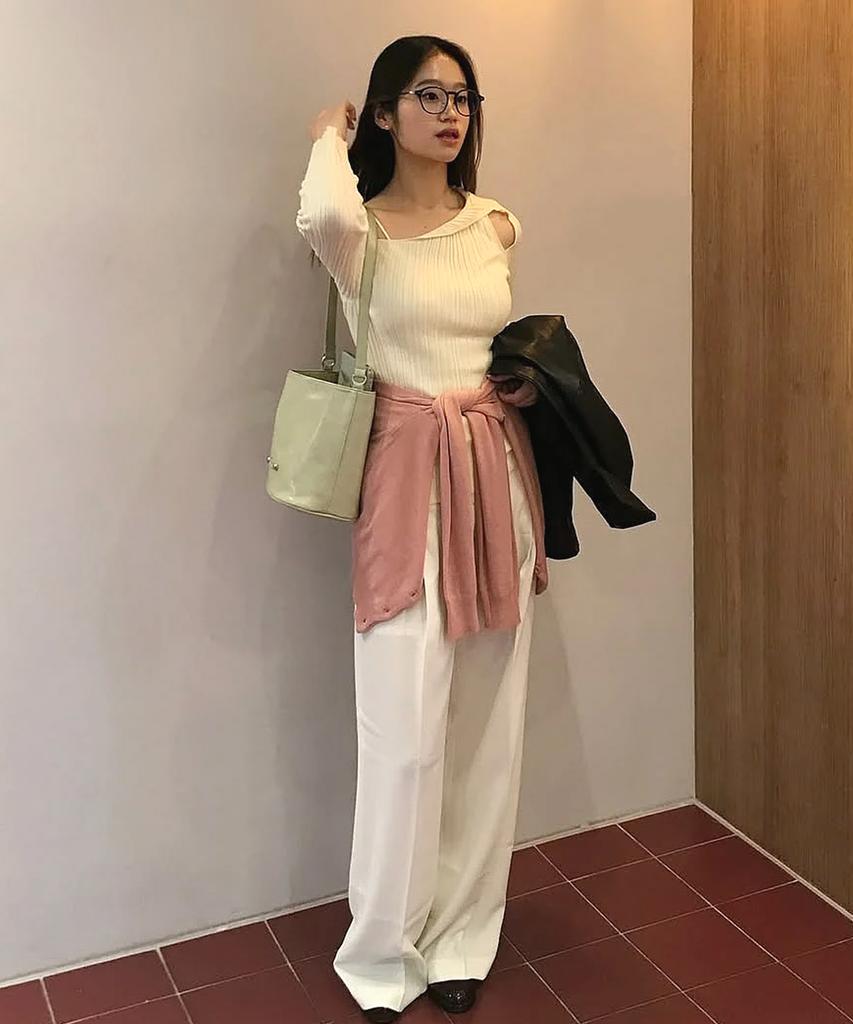 Raiment Stud Band Basket Bag_Light Khaki