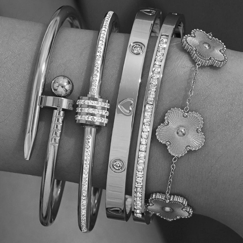 Złota i Tytanowa Stalowa Bransoletka na Paznokieć i Zestaw Bransoletek z Diamentami