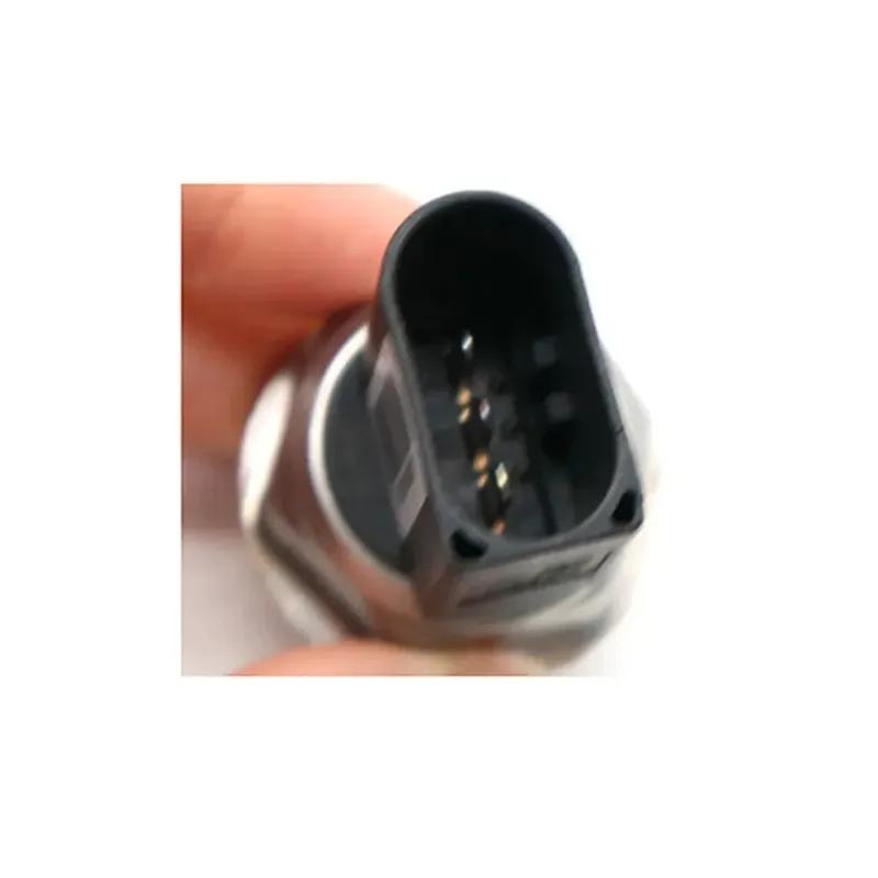 Fuel Rail Pressure Sensor For Mercedess-Benz Kiaa Carnival Sedona Bongo 55PP0702 55PP07-01 9307Z508A 9307Z512A 55PP07-02