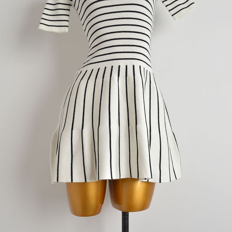 Fashion Style New Arrival Contrast Color Striped Mock-Neck Short Sleeve Knitting Dress Women's Waist-Tight Slim Looking Sheath A- line Skirt