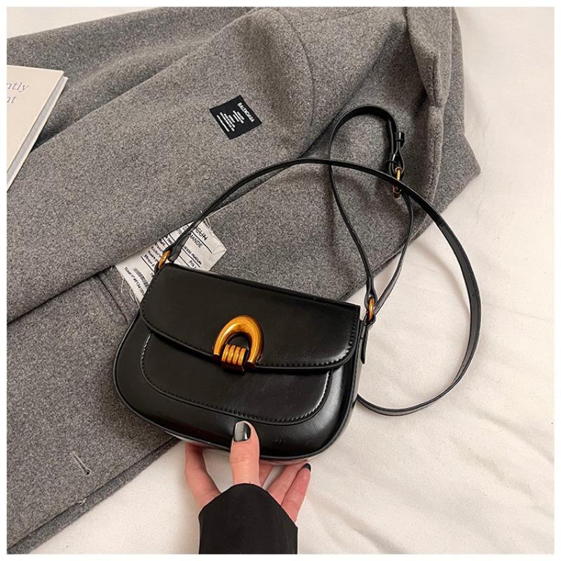 Saddle bag women's new autumn and winter versatile shoulder messenger bag women's niche design underarm women's bag small