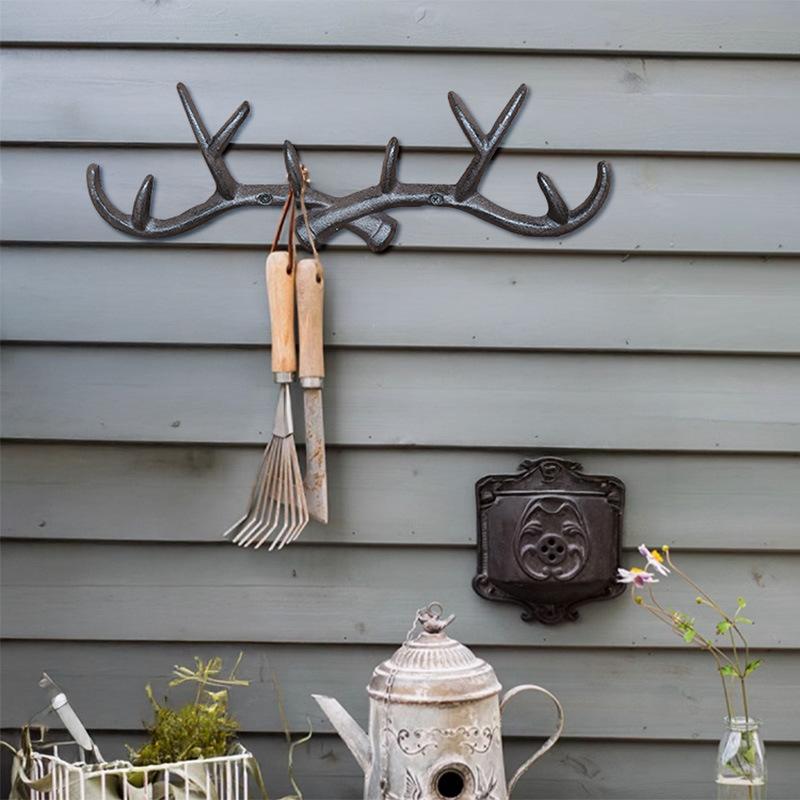 Retro Wall Mounted Iron Art Deer Antler Decorative Ironwork Hook Wall Key Holder Decoration Home Wall Decoration Clothes Rack