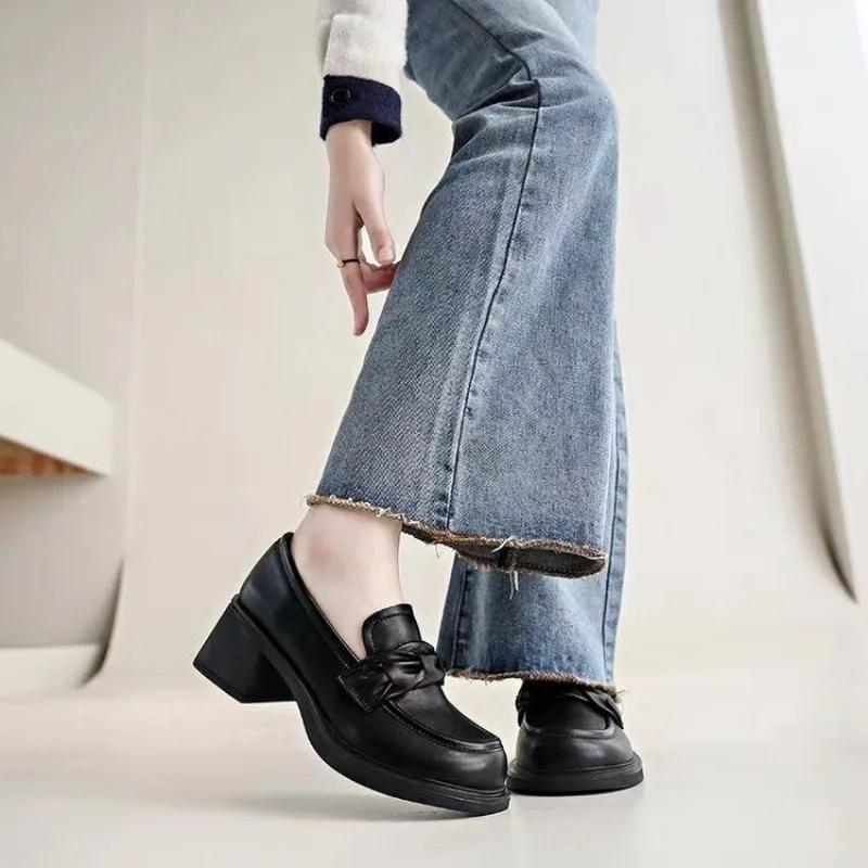 

Мода 2025 Новая женская обувь Слипоны Женские туфли на высоком каблуке Модные с круглым носком Офисные и для карьеры Горячая распродажа Бестселлер Удобные туфли на высоком каблуке 40 чёрный