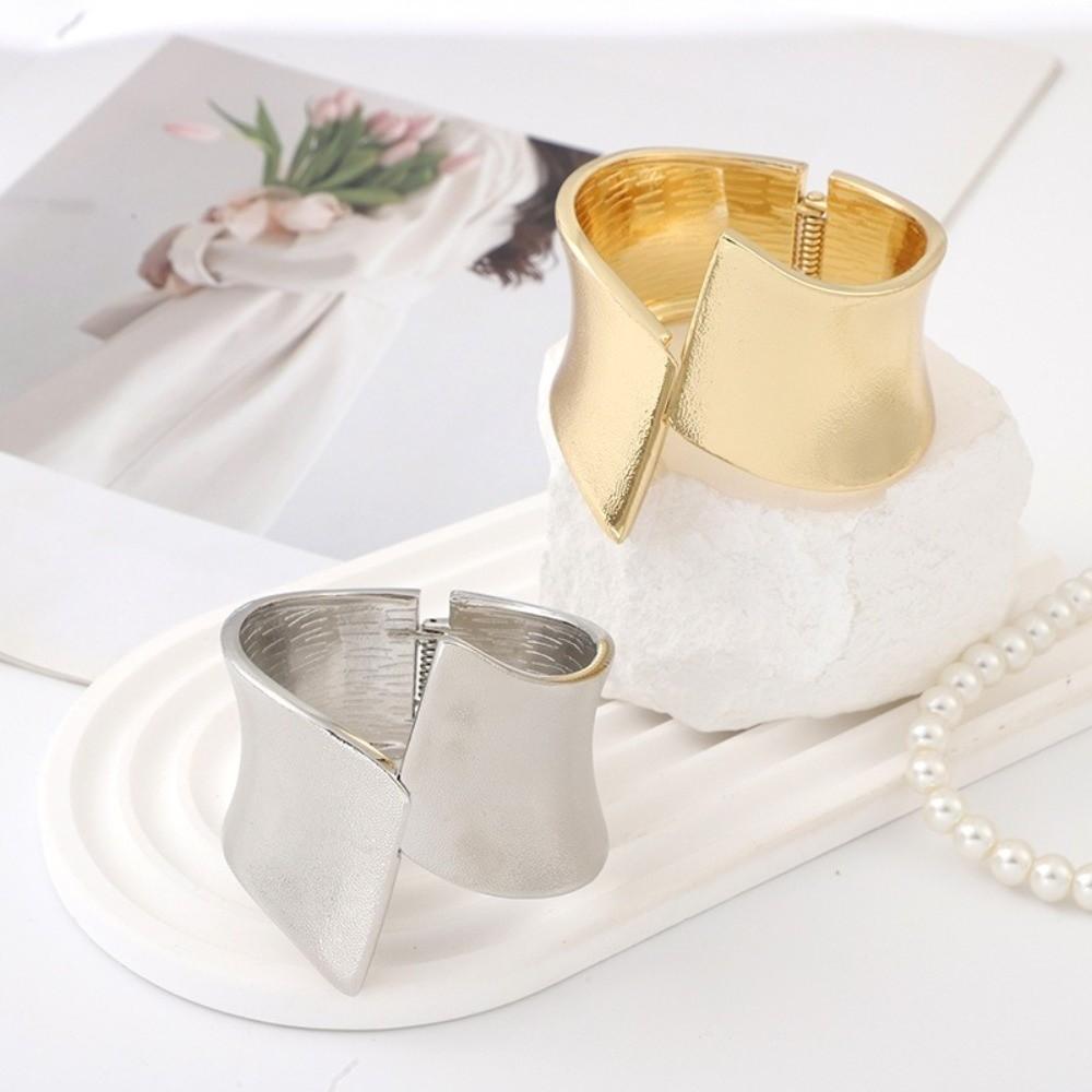 Goth Chunky Heavy Bracelet Exaggerated Fashion Punk Bangle Open Wide Open Bracelet Party Jewelry