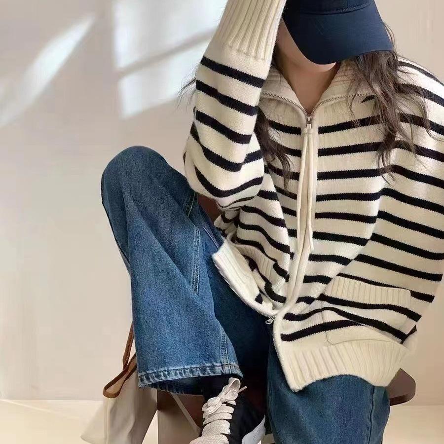 Stand-up Collar Design Striped Contrasting Zipper Long-sleeved Knitted Cardigan Women's Autumn and Winter Loose Lazy Wind Sweater Jacket Tide