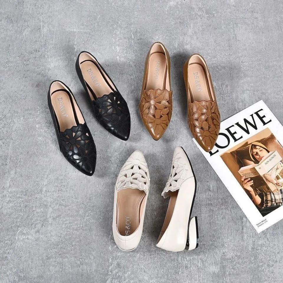 Damen niedliche spitze schwarze Lederblumen-Hohlschnitt-Quadratabsatzschuhe Dame klassische Hotel-Arbeitsbüro-Schuhe ab779