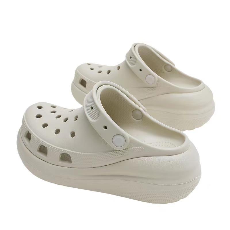 

Новые летние туфли с перфорацией, женские нескользящие шлепанцы на толстой подошве, увеличивающие рост, для пляжа, крутые, для улицы, женские, с бриллиантовым медведем 40/41