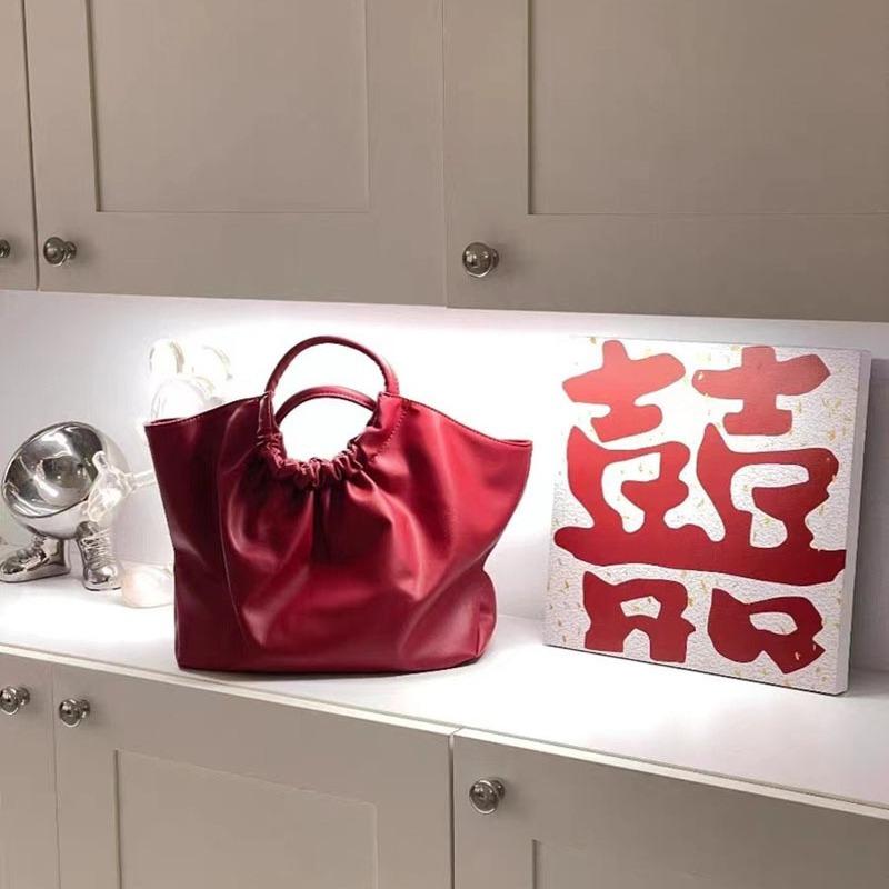 Koreanische Version der Gefalteten Wolken-Tasche Rot Hochzeit Große Kapazität Handtasche Braut Hochzeitstasche Vielseitige Ein-Schulter Umhängetasche