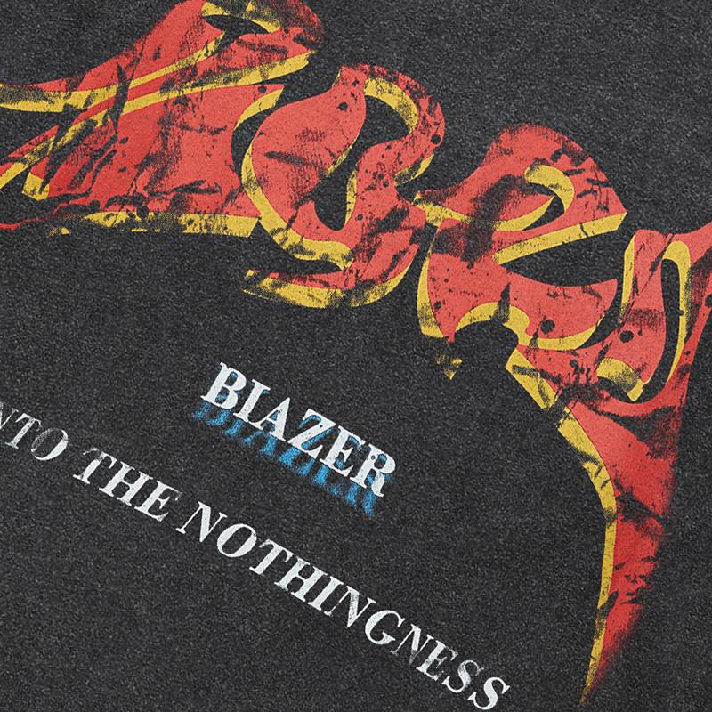 Уличная футболка с большими буквами и графикой — фото 3