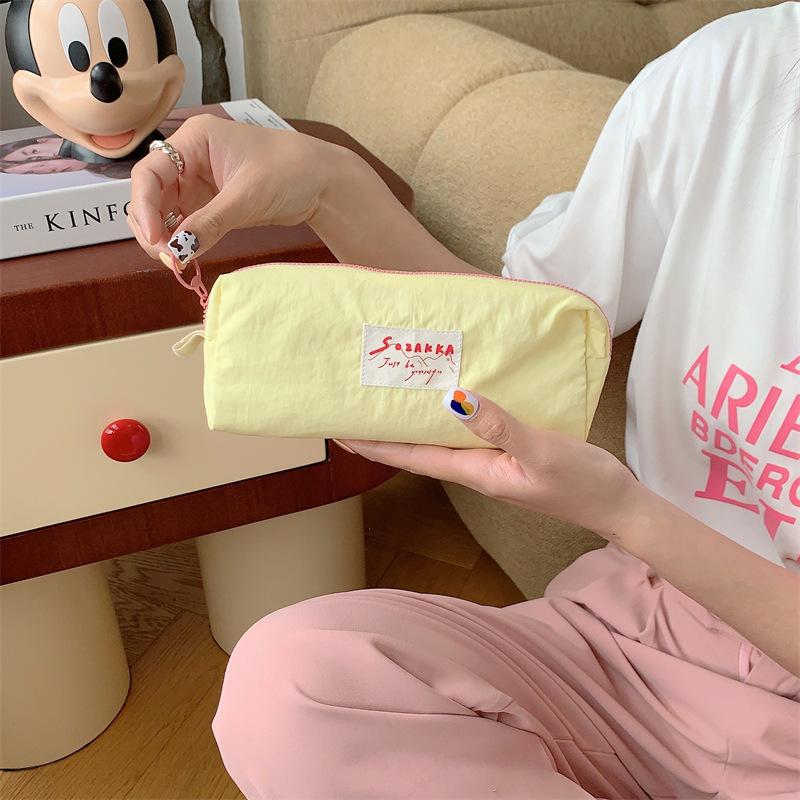 Pen Macaron Women Pouch Cosmetic Bag Portable Storage Bag Pen Bag Bag Toiletry