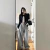 Trendy High-Waisted Gray Wide-Leg Sweatpants for Women – Loose, Slimming, Straight-Leg Design for Autumn and Winter.