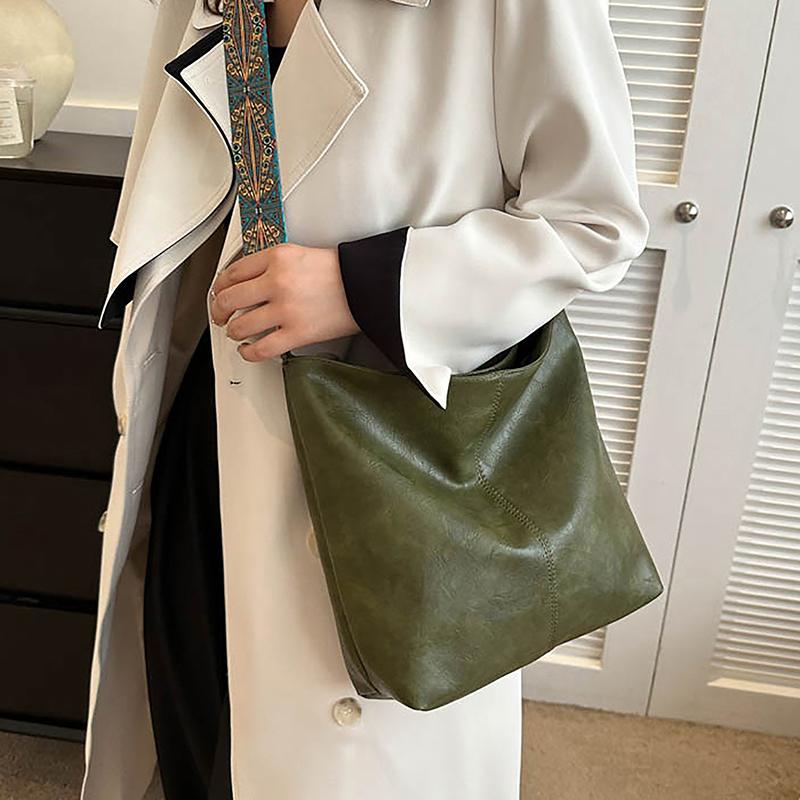 Vintage Solid Color Women  Shoulder Sling Bag High-Capacity Simple Wide Strap Bucket Crossbody Bag