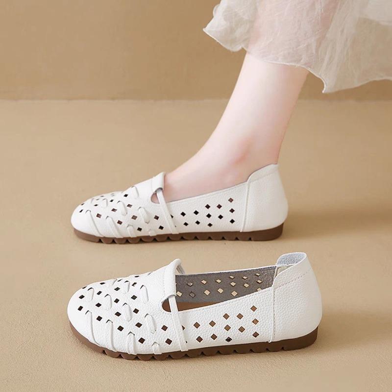 Soft-soled Doudou shoes women's summer new retro round head hollow breathable casual fashion flat-soled single shoes