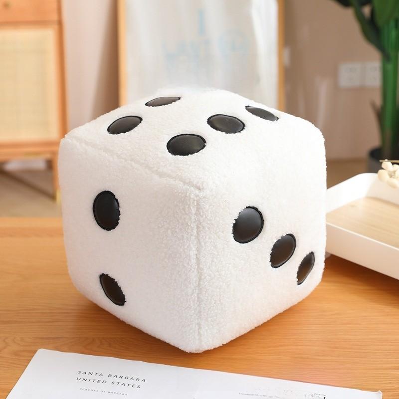 Cuscino Peluche Dado Creativo Con Design Ricamato Per Arredamento Casa E Appassionati Di Giochi
