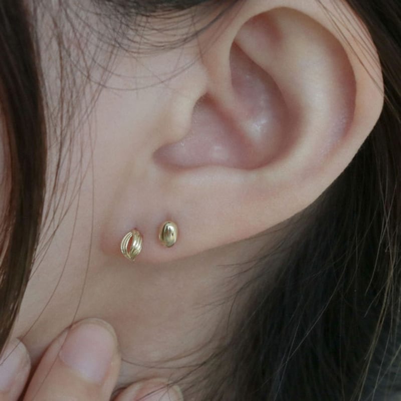 Youngglow 14k Oval Round Piercing Earrings