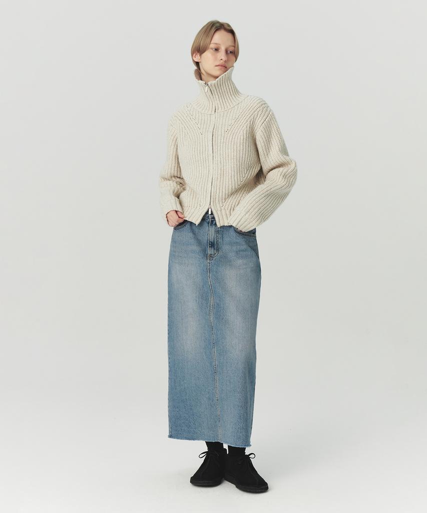 Leuba Rear-Slit Denim Long Skirt - Mid Blue