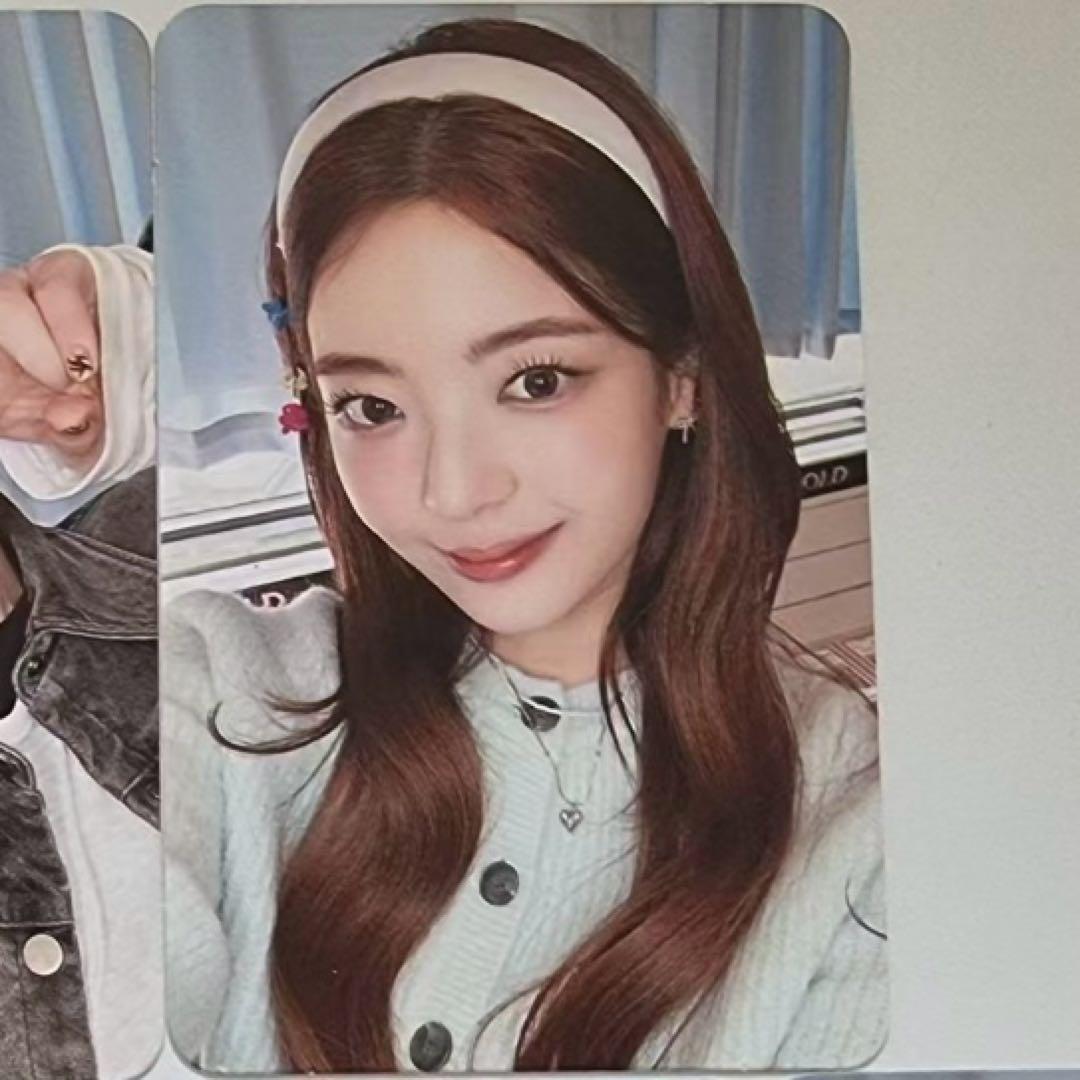 

[USED] itzy rear GOLD makestar Yonton limited edition hair accessory trading card