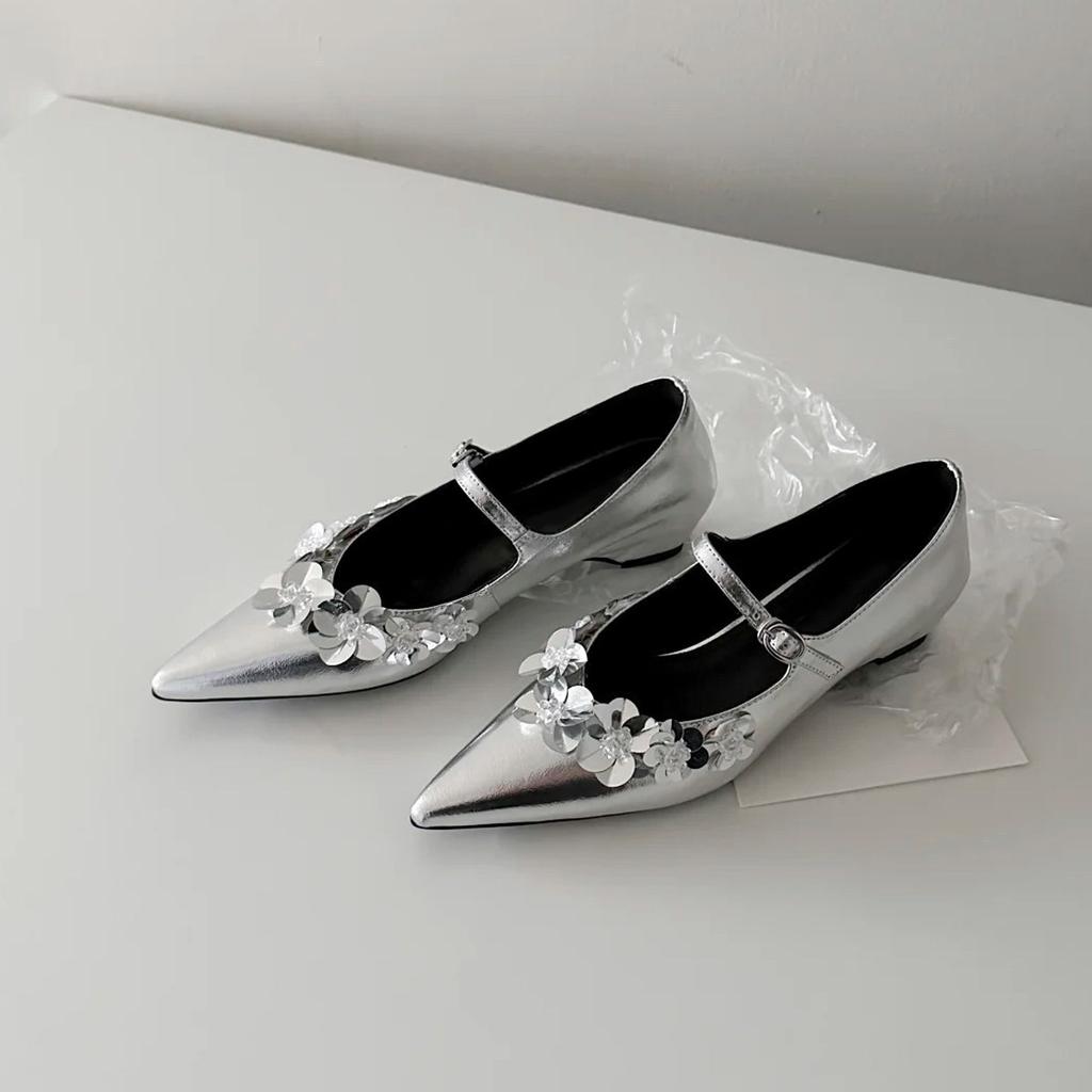 Pointed silver sequined flower Mary Jane women's shoes one-word buckle with light mouth French inner heightening shoes
