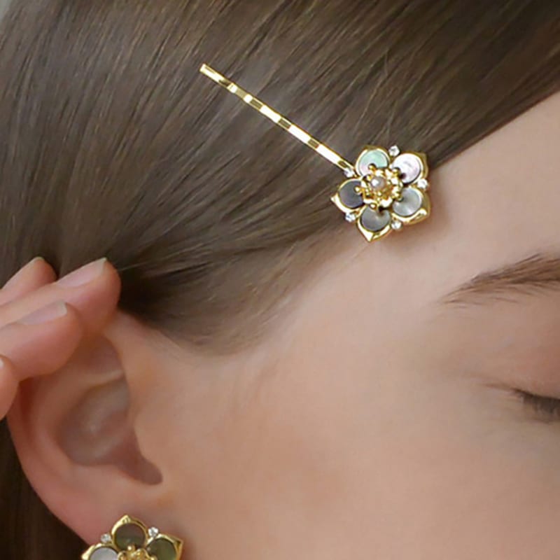 Dana Burton Balloon Flower Mother-of-Pearl Hairpin