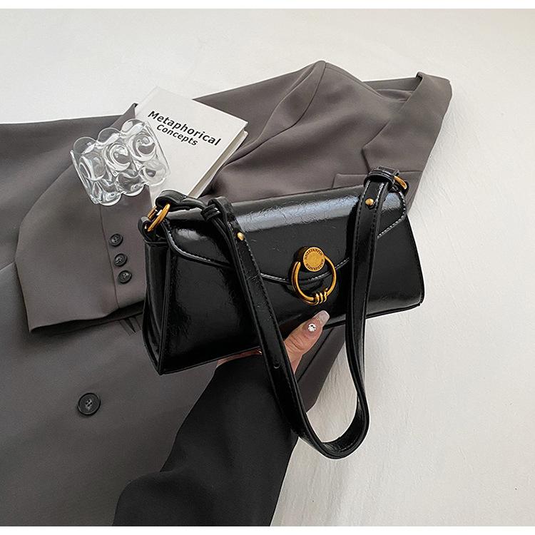 Korean Version of Foreign Style Small Bag, Baguette Women's Bag, Spring and Summer New One-shoulder Underarm Bag, Textured Foreign Style Crossbody Sma