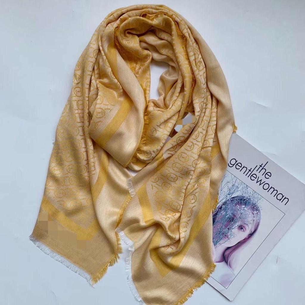 Elegant Floral Jacquard Woven Scarf Shawl for Europe and America