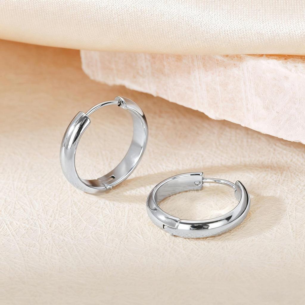 Orecchini semplici in acciaio al titanio in stile coreano: Gioielli Trendy, Unici e alla Moda.