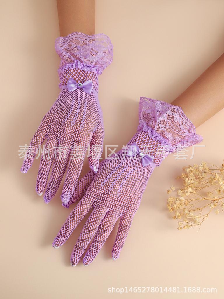 Girls Lolita Lace Fishnet Gloves Women Bridal Ceremony Etiquette Mesh Thin Mittens Gothic Punk Sexy Glove Black White Soft