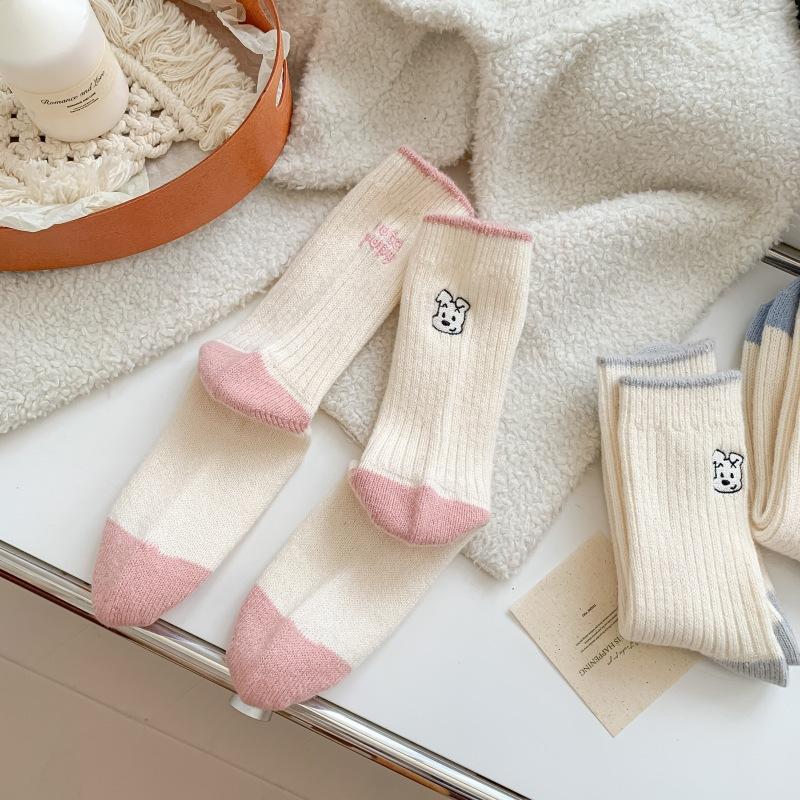 Ladies Autumn Winter Thickened Warm Cartoon Dog Embroidered AB Style Wool Tube Stack Socks