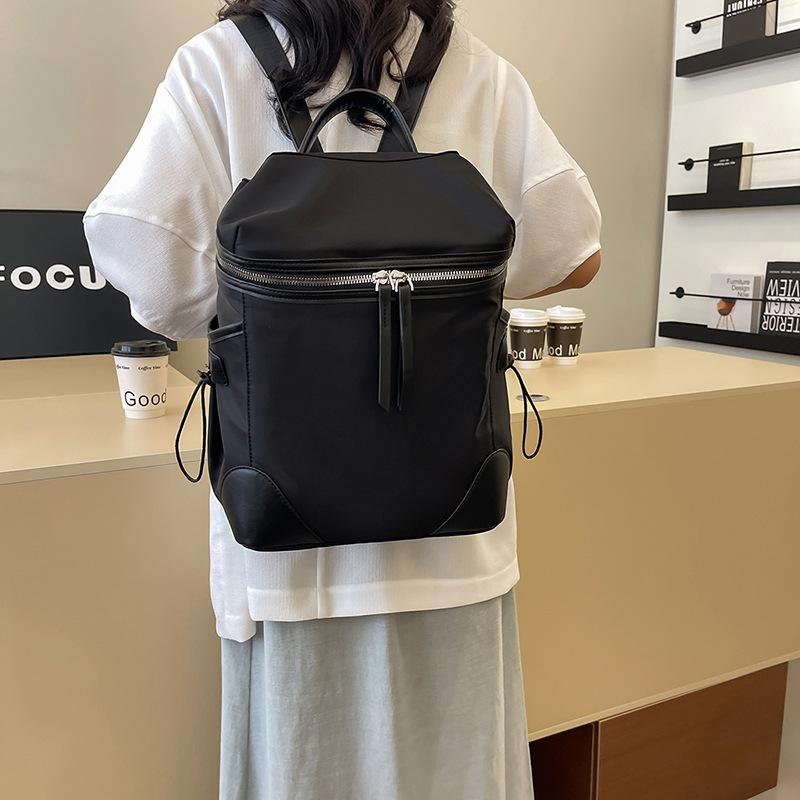 Commuter Backpack Women's New Large-capacity Small Schoolbag Casual Fashion Backpack