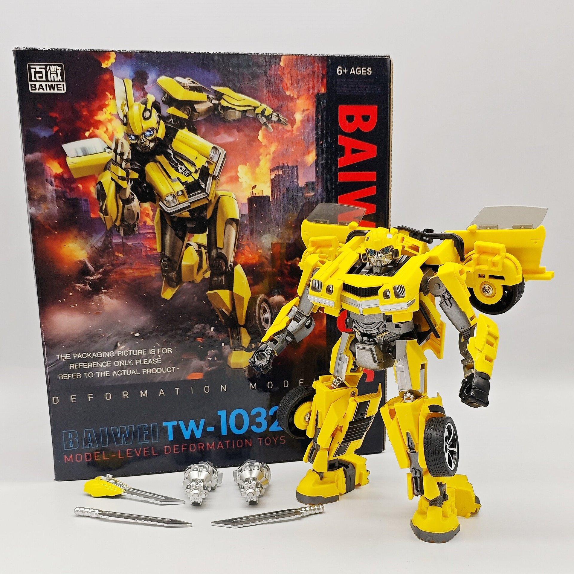 Baiwei Tw-1032 Yellow transformable car 2 In 1 Car To Robot Alloy Model Detailed Action Figures Boy Plastic Toy Desktop Ornament
